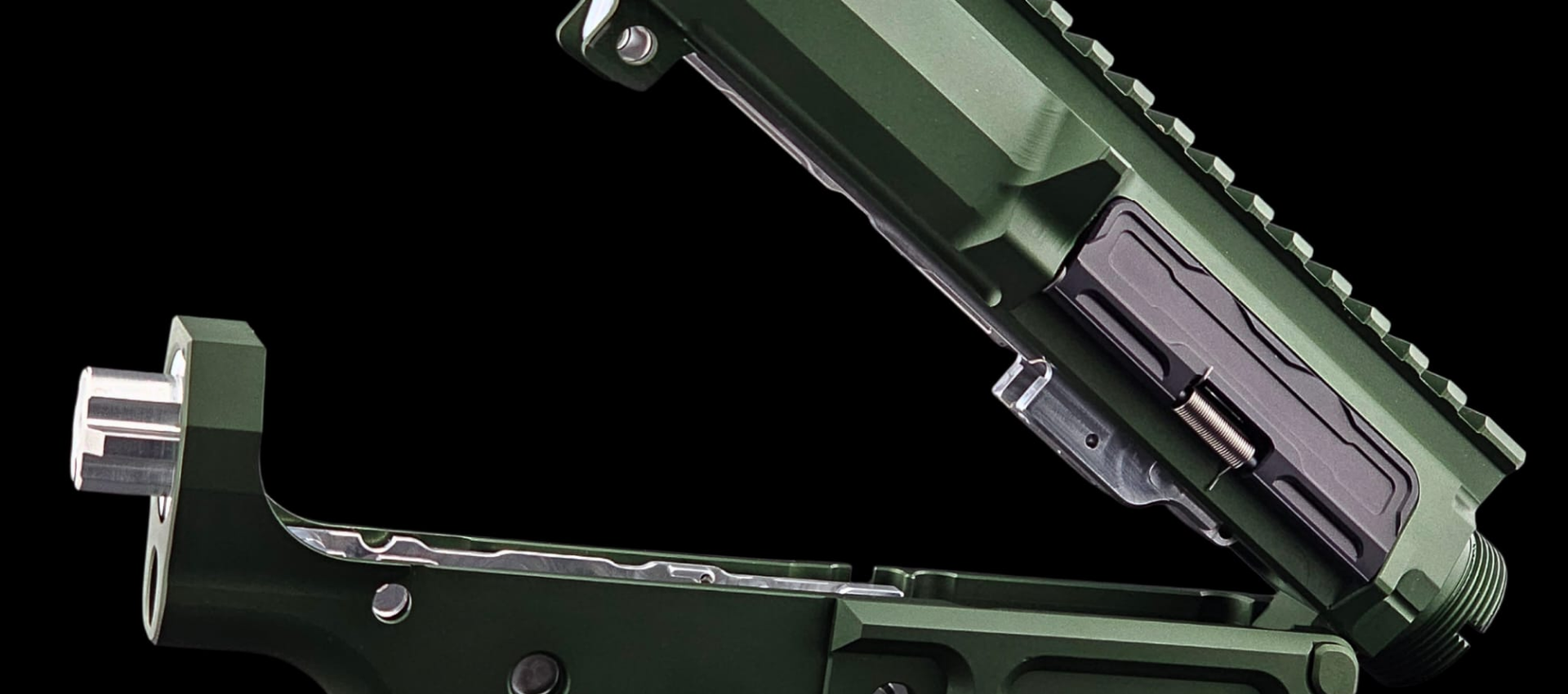 ヨーロッパから日本へ－
精度と信頼のカスタムパーツをお届けします。